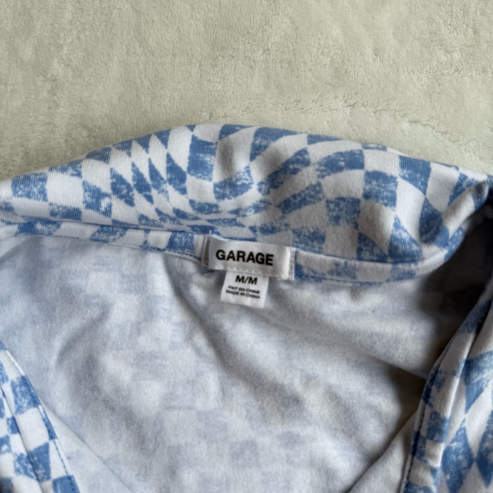 Garage Checkered Button-Up Crop Top - Picture 4 of 7